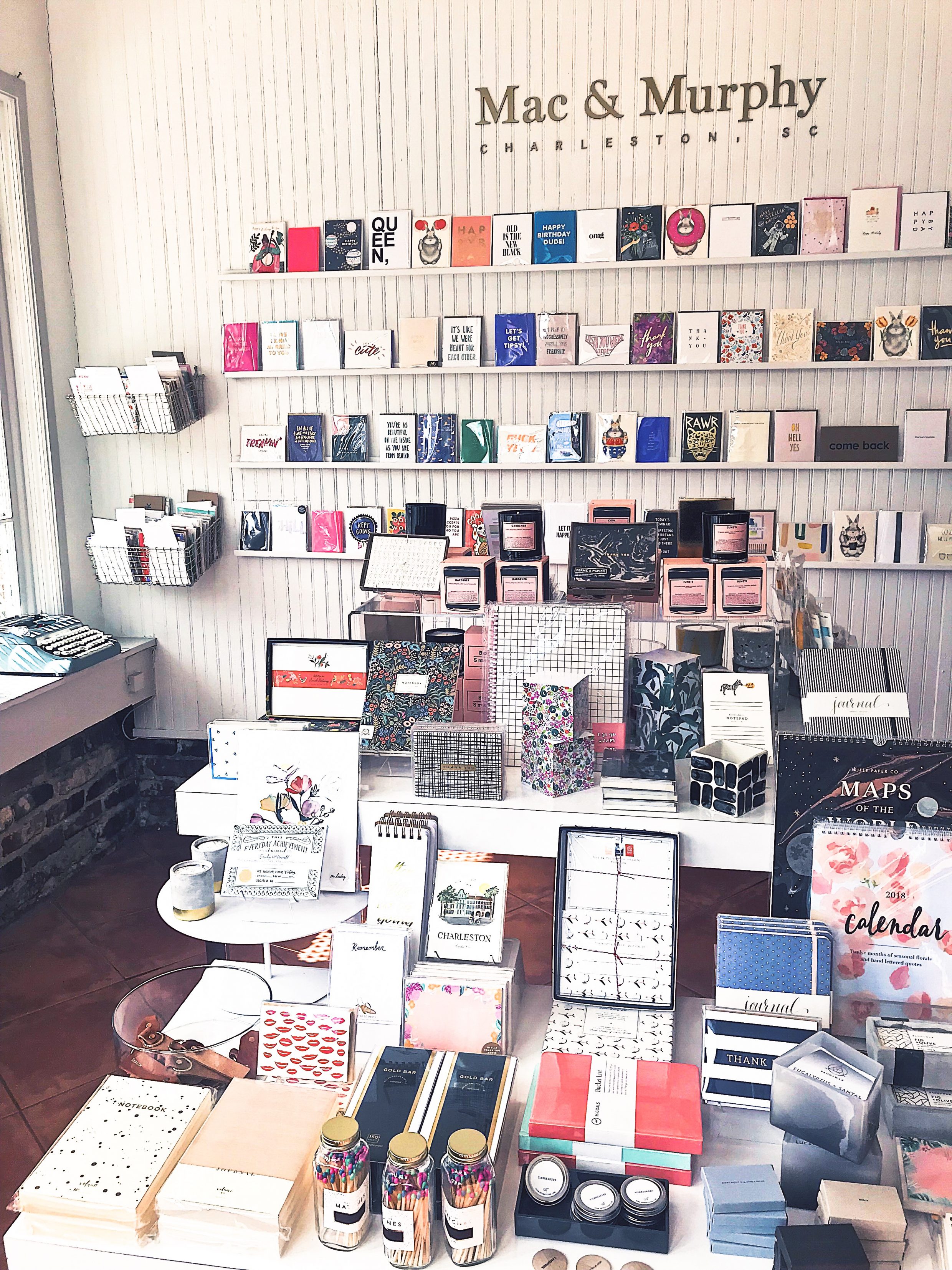 Mac & Murphy :: Color & Chic Travel Guide for Charleston