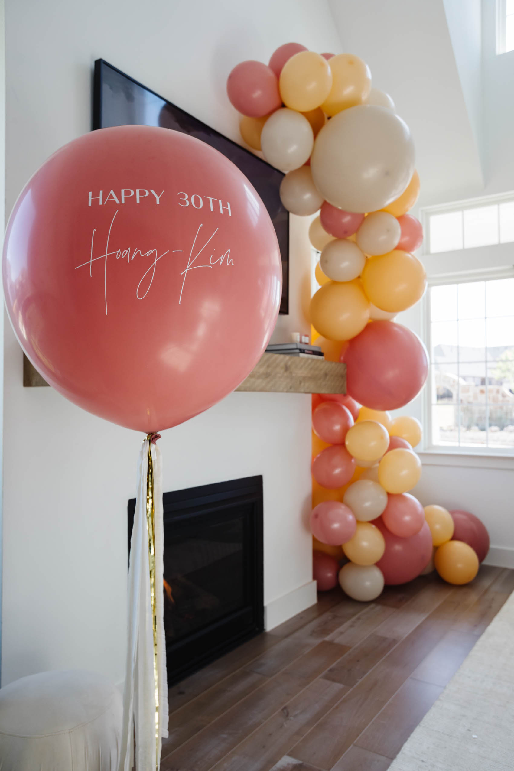 Custom Jumbo balloon by Lushra with an organic balloon in a transitional Dallas home